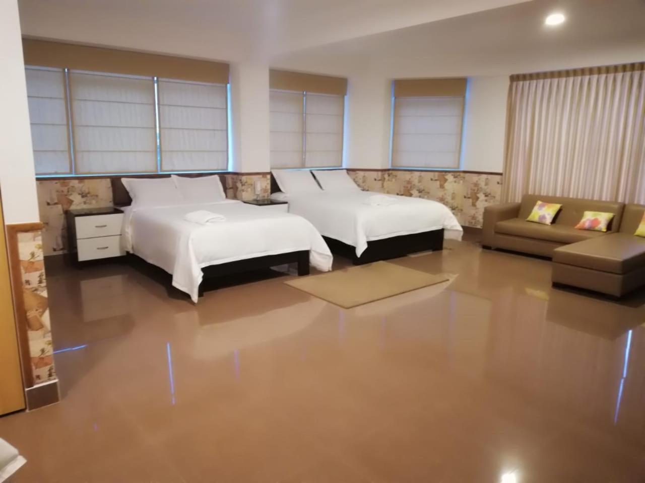 Hotel Costa Riviera Mala Eksteriør bilde